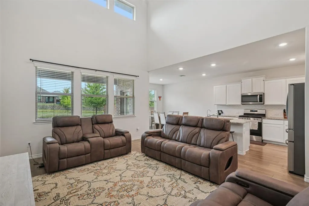1025 Indigo Lane