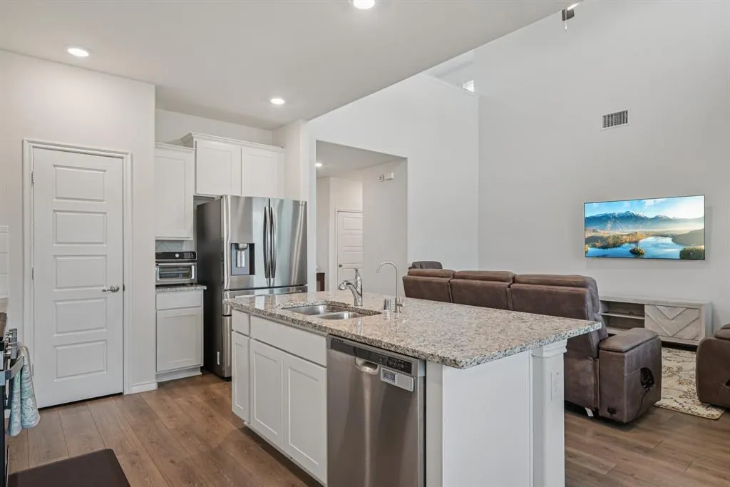 1025 Indigo Lane
