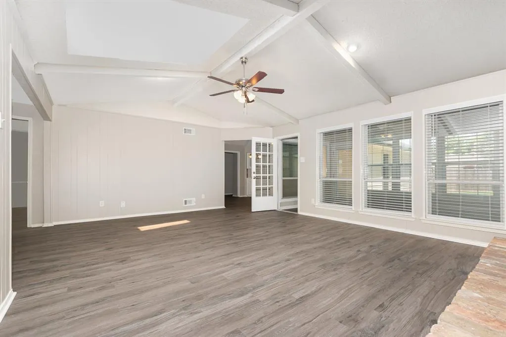 1809 Duke Drive