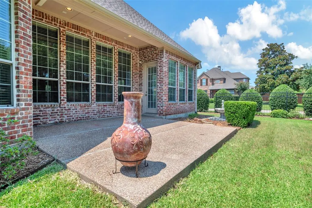 2720 Ranchview Drive