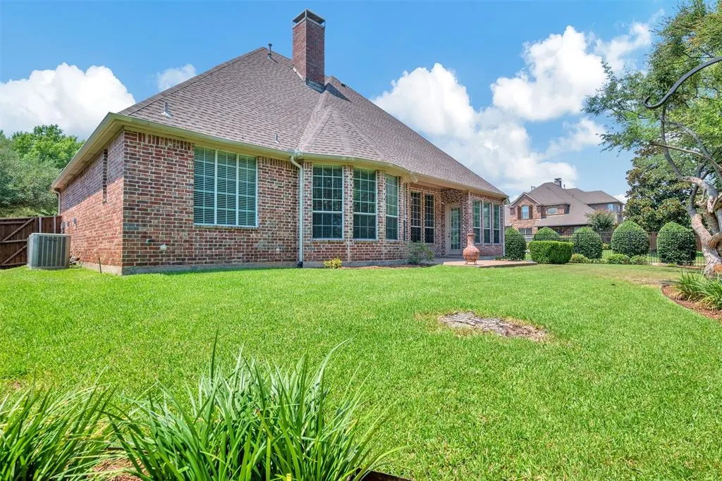 2720 Ranchview Drive