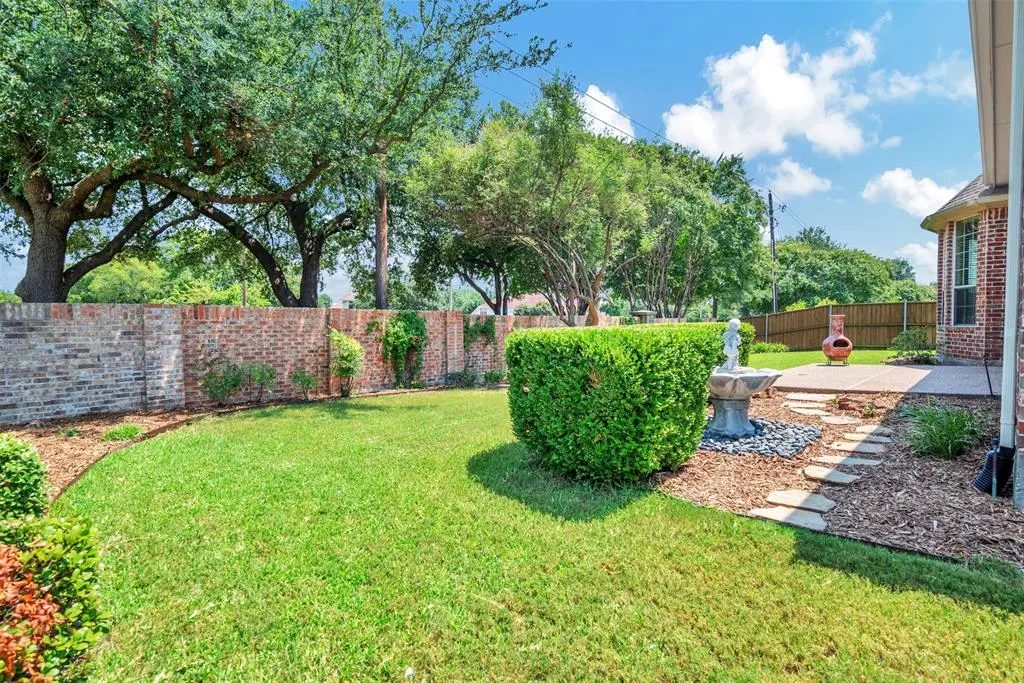 2720 Ranchview Drive