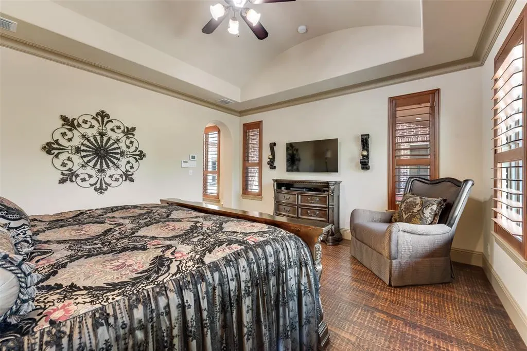 621 Longwood Drive
