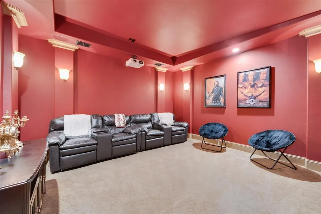 621 Longwood Drive