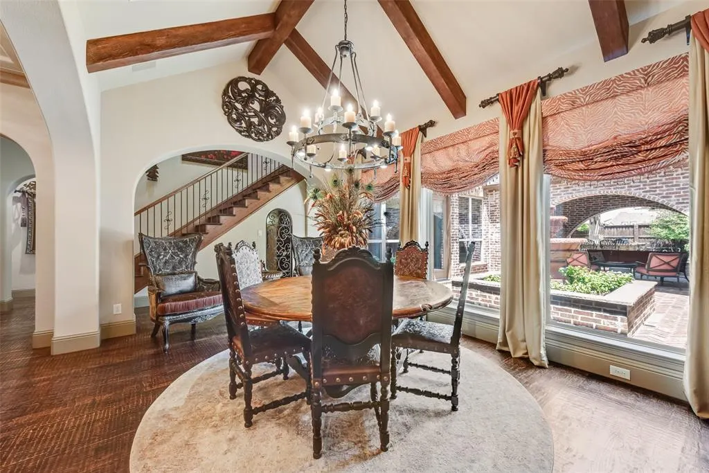 621 Longwood Drive