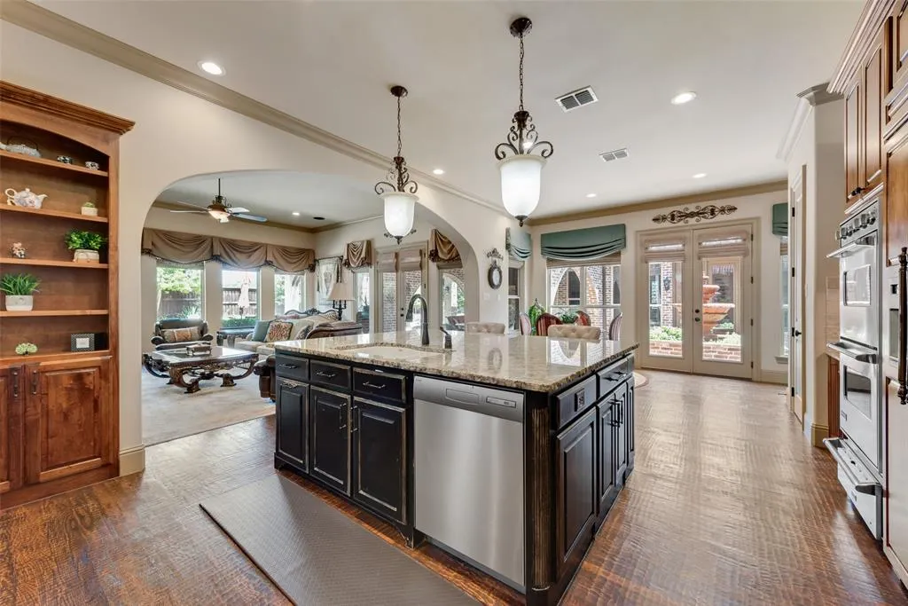 621 Longwood Drive
