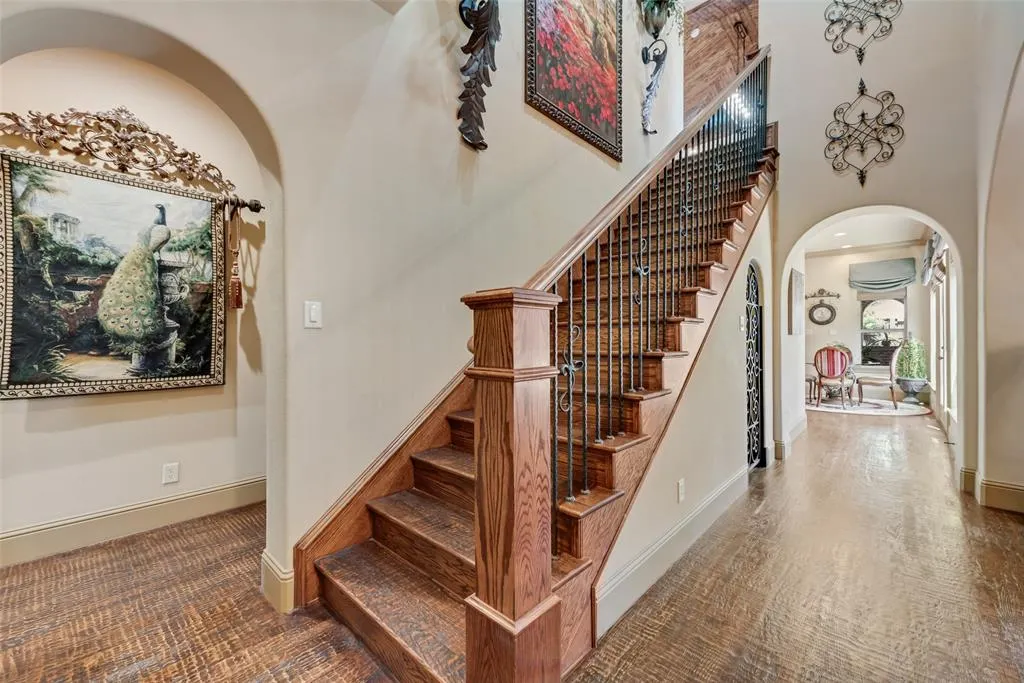 621 Longwood Drive