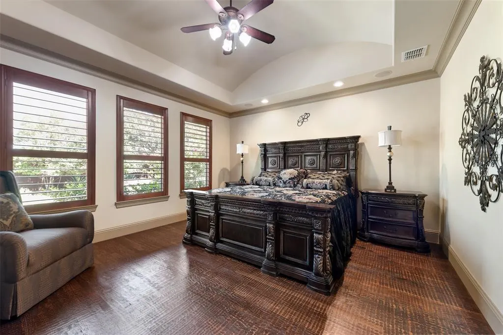 621 Longwood Drive