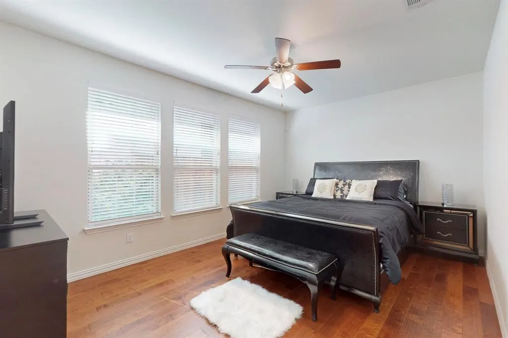 2037 Barx Drive