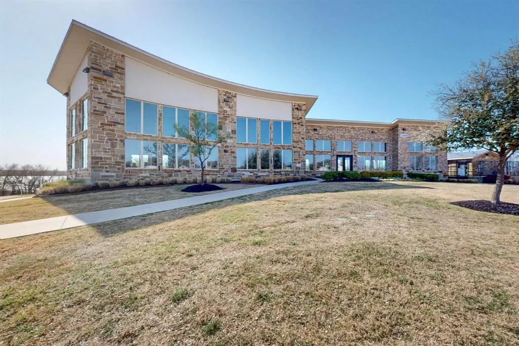 2037 Barx Drive
