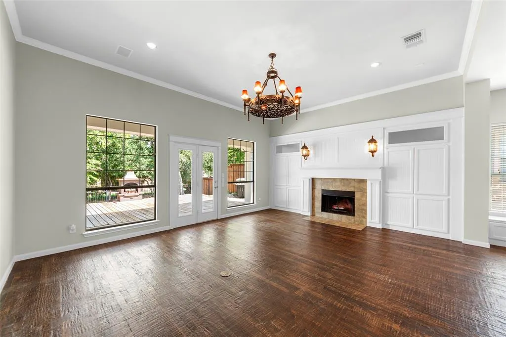 704 Mayberry Drive
