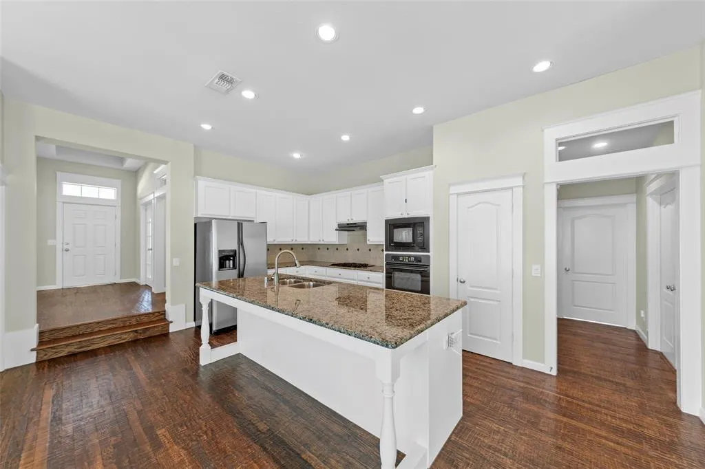 704 Mayberry Drive