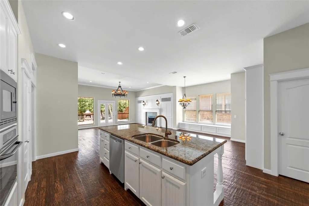 704 Mayberry Drive