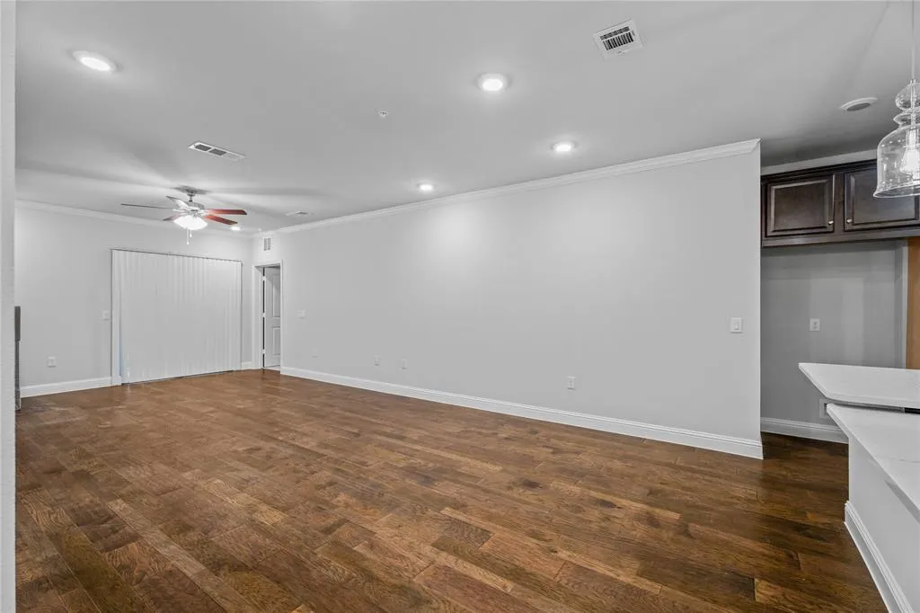 651 N North Watters Road, #3202