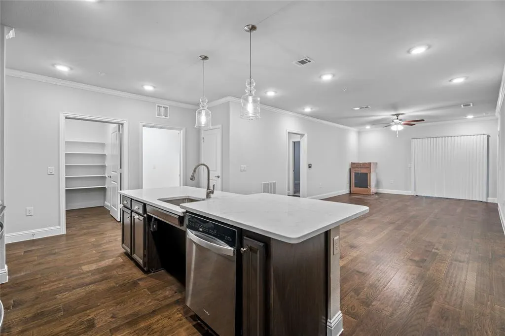 651 N North Watters Road, #3202