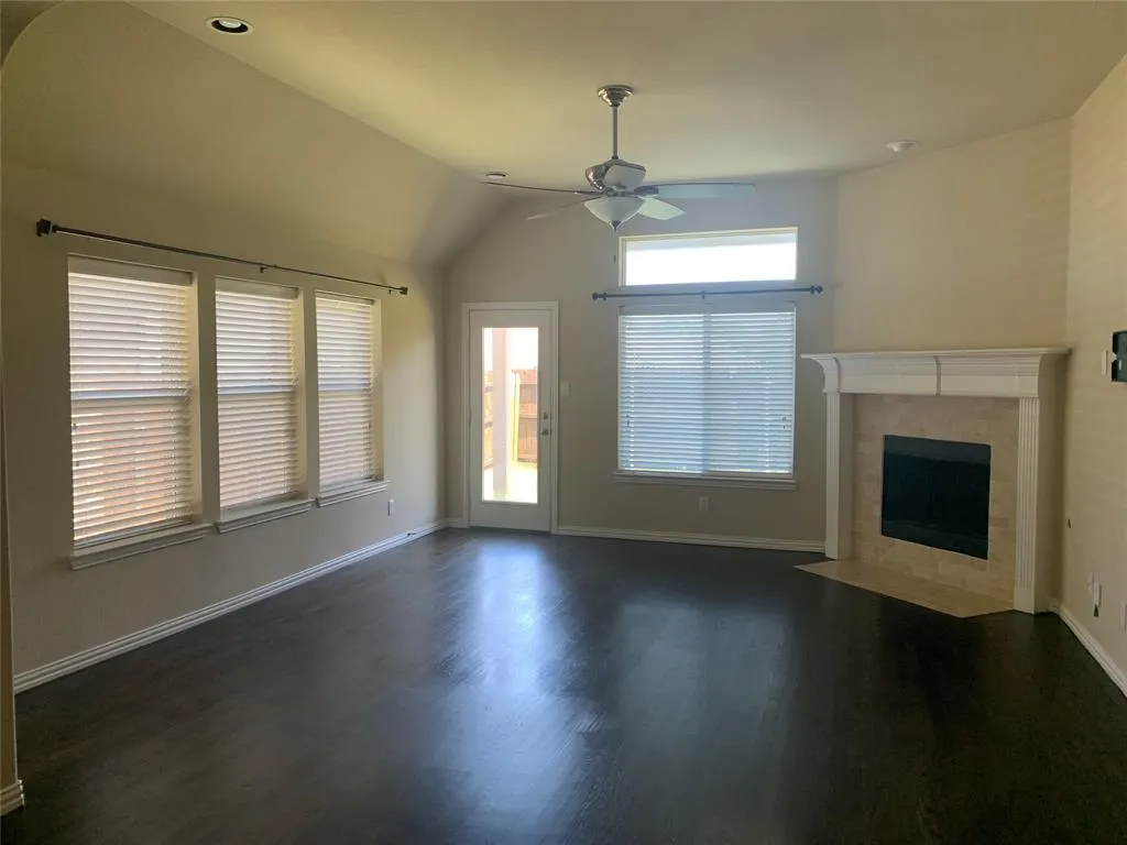 2349 Fountain Gate Drive