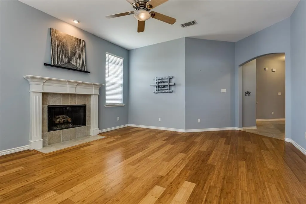 1620 Bur Oak Drive