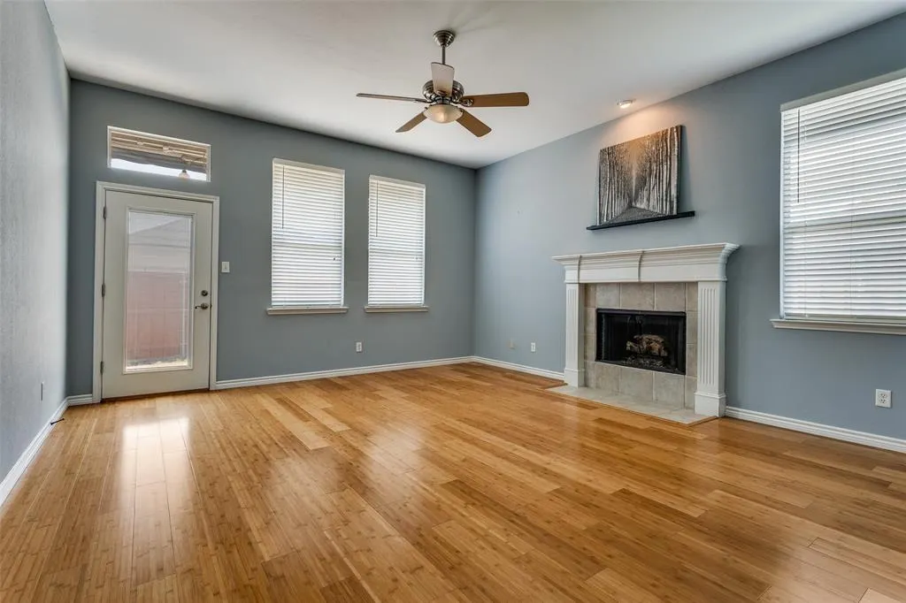 1620 Bur Oak Drive