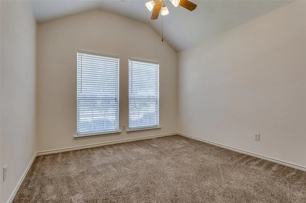 1620 Bur Oak Drive