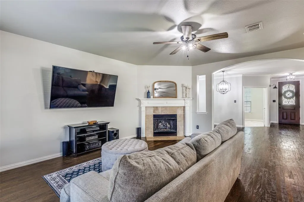 2902 Patton Drive