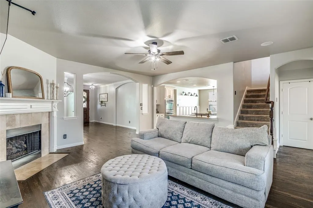 2902 Patton Drive