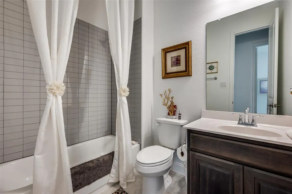 9525 Blue Stem Lane