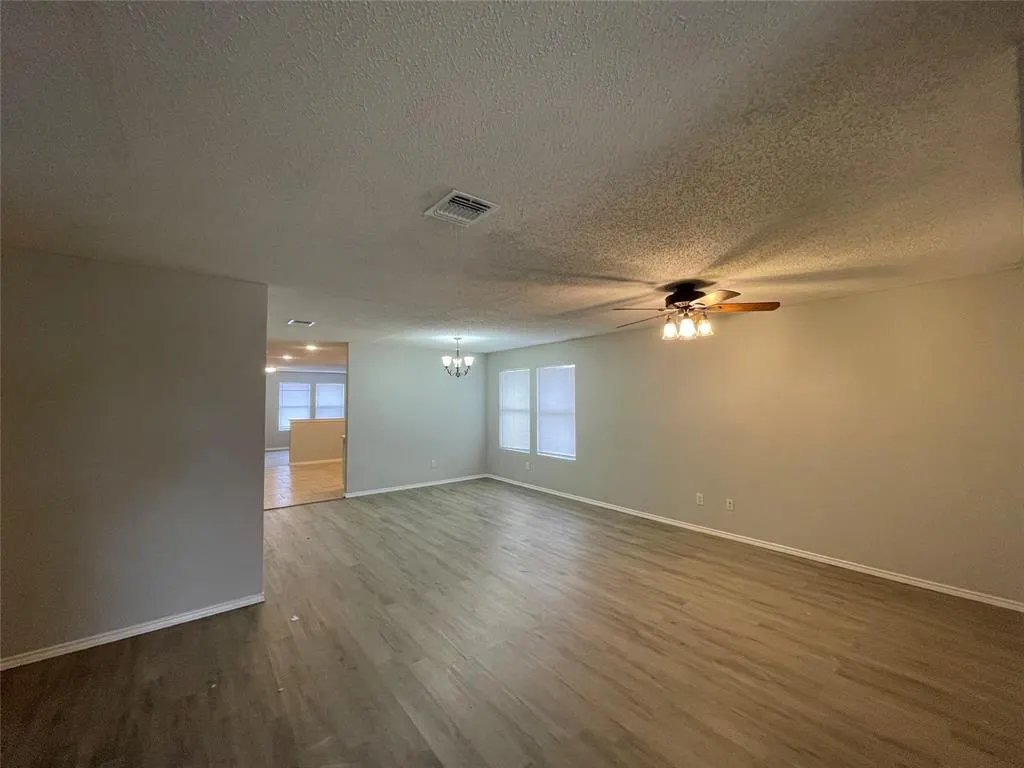 4611 Wedgewood Drive