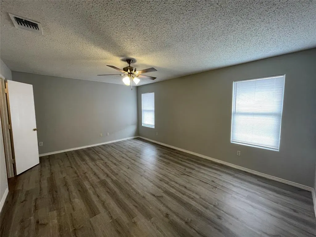 4611 Wedgewood Drive