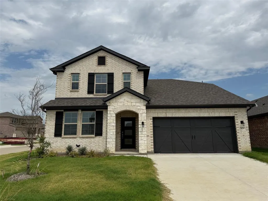 3929 Jasper