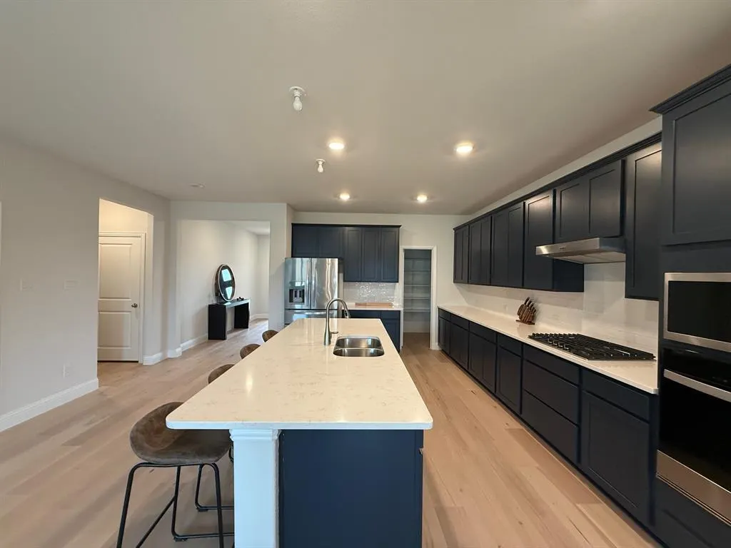 3929 Jasper