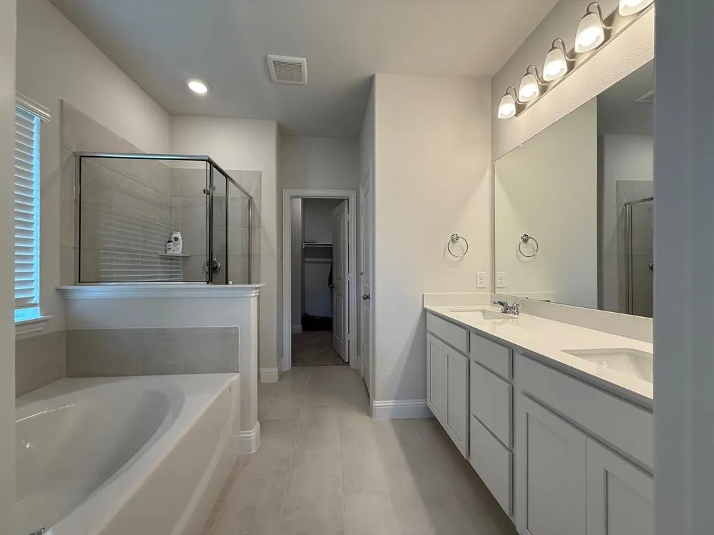 3929 Jasper