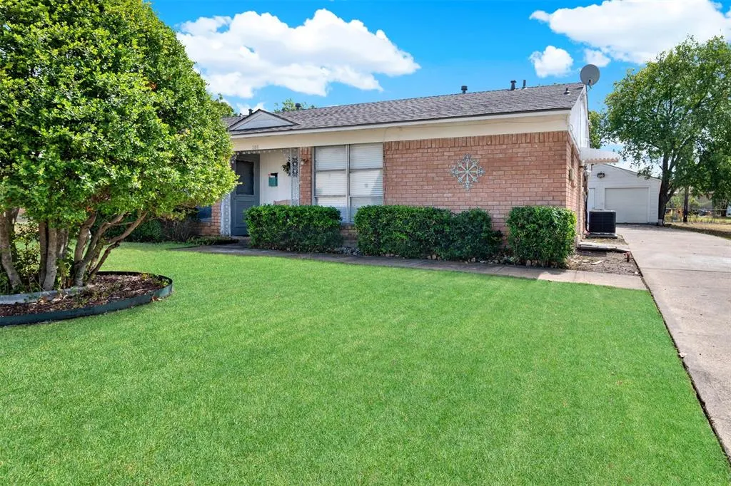 300 Hilltop Avenue, #A