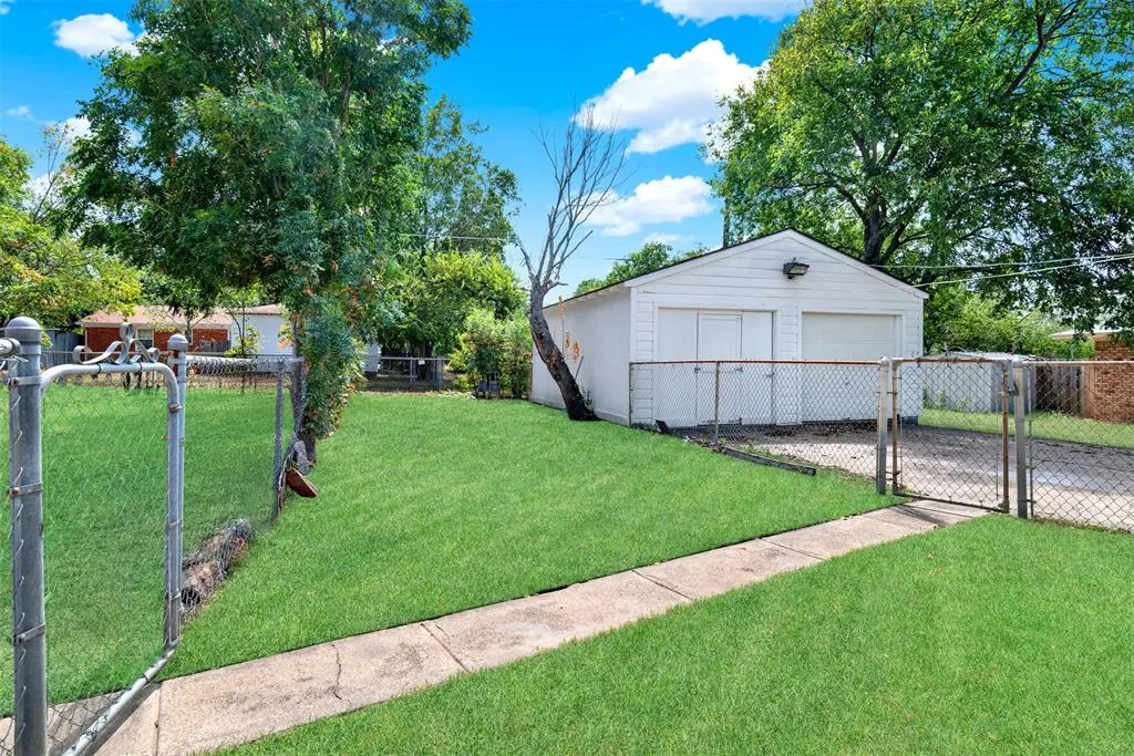 300 Hilltop Avenue, #A