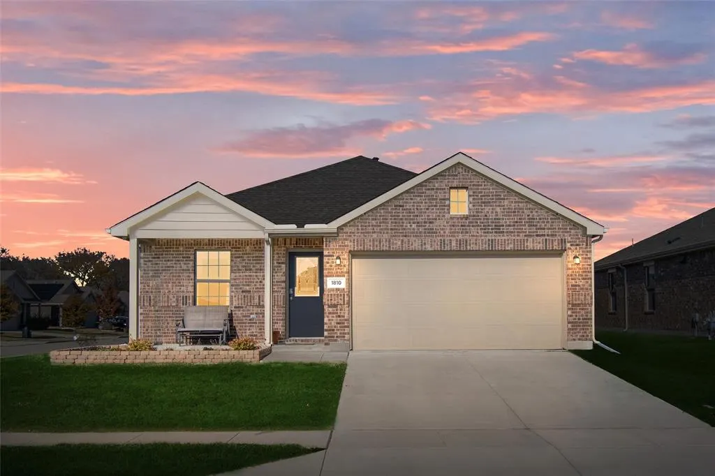 1810 Avery Pointe Drive