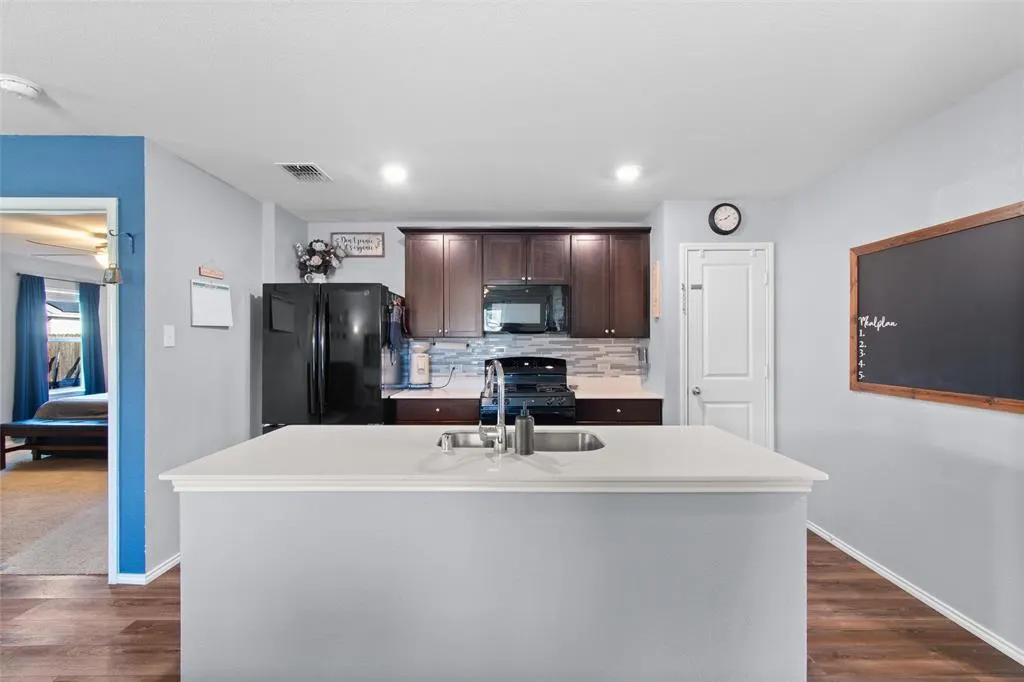 1810 Avery Pointe Drive