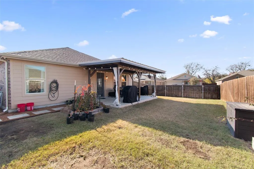 1810 Avery Pointe Drive