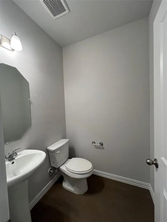 3433 Loftwood Lane