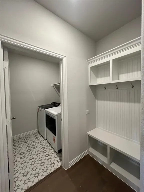 3433 Loftwood Lane