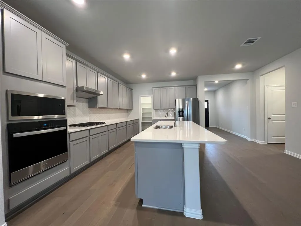 3433 Loftwood Lane