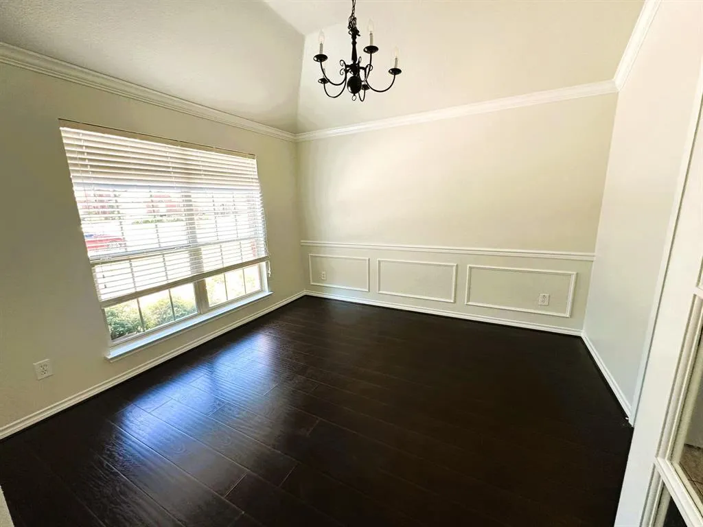 1615 Nestledown Drive