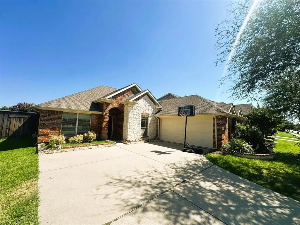 1615 Nestledown Drive