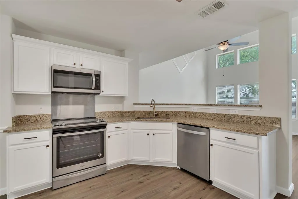 10287 Darkwood Drive