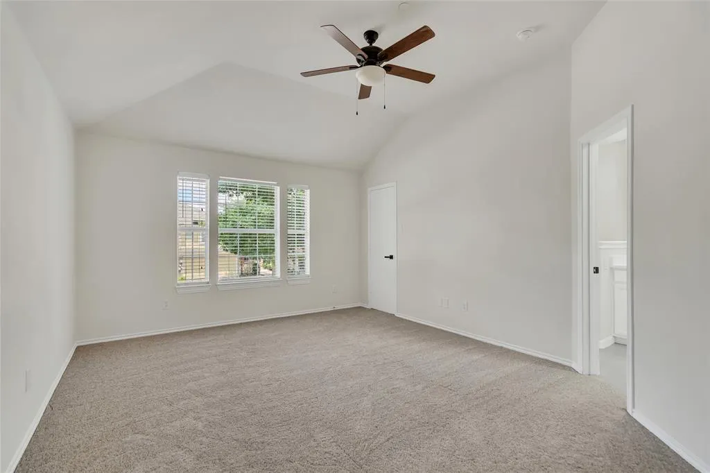 10287 Darkwood Drive