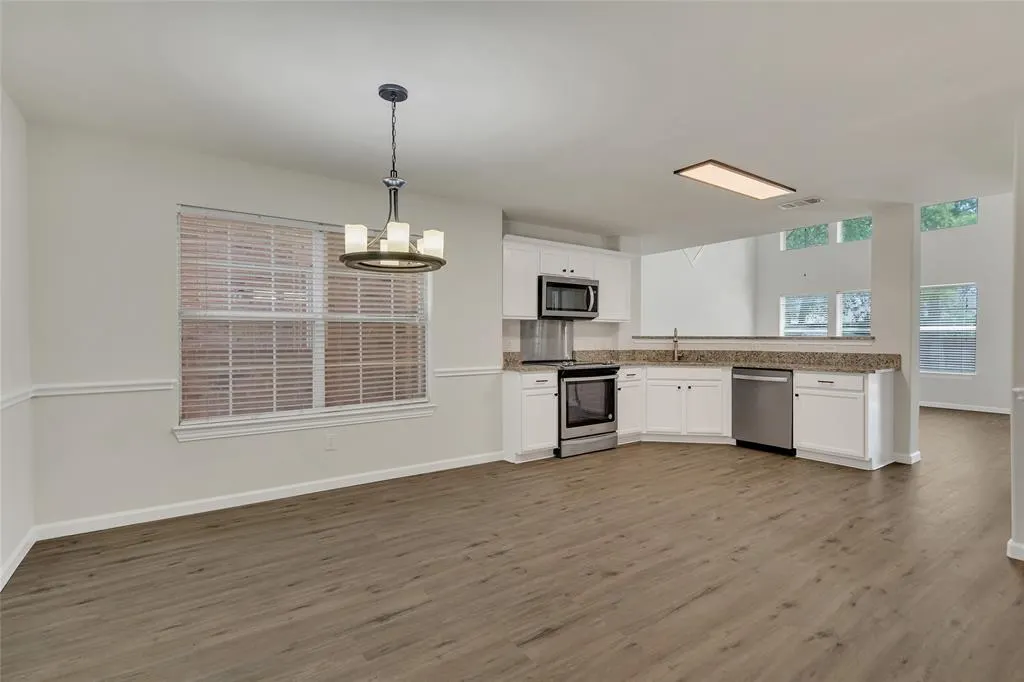 10287 Darkwood Drive