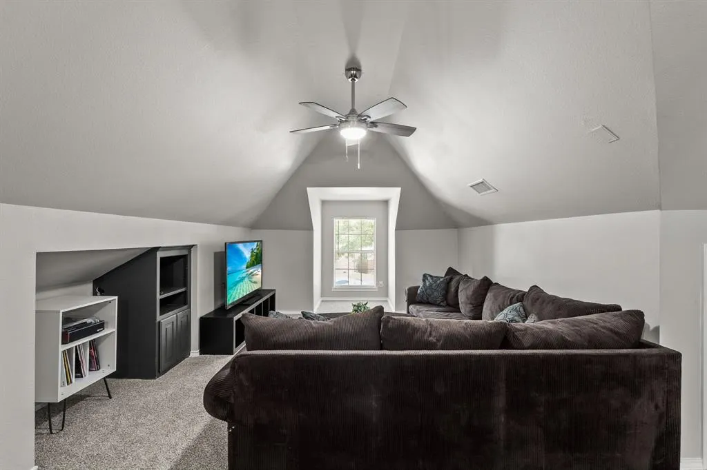 1917 Canyon Wren Drive