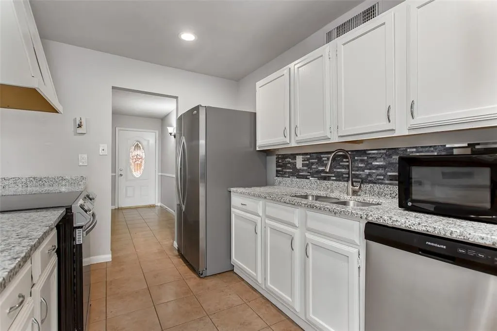 622 Valley View Drive