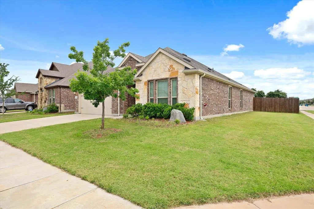 3121 Platinum Road