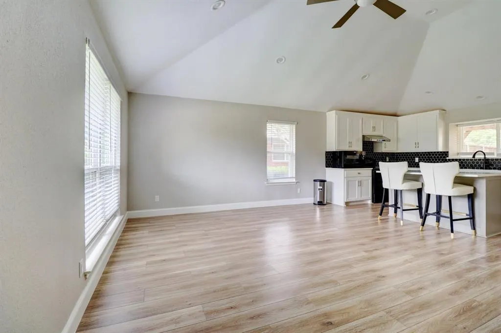 1321 Clover Drive