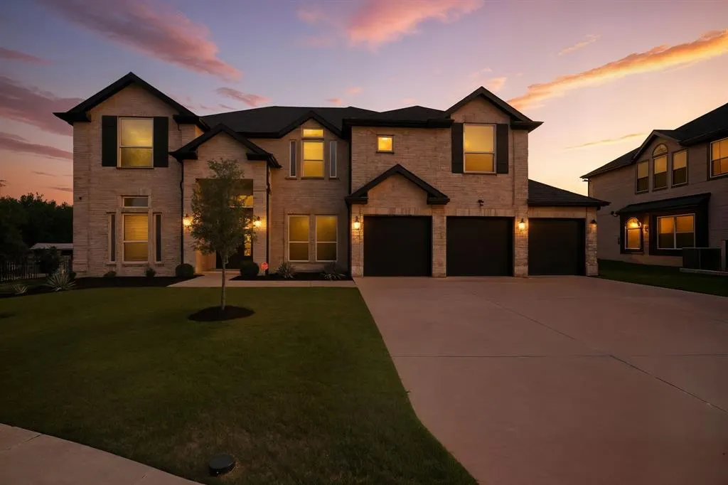1912 Ordonez Drive