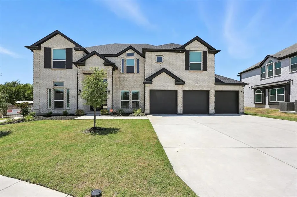 1912 Ordonez Drive